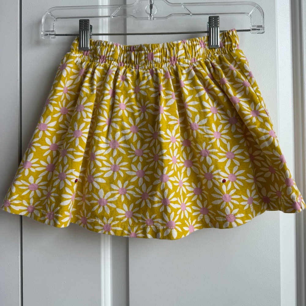 Hanna Andersson Yellow Daisy & Ladybug Skort 120 / 6-7 - Picture 5 of 8